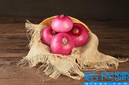洋葱隔夜还能吃吗(洋葱放了一晚上还能吃吗)