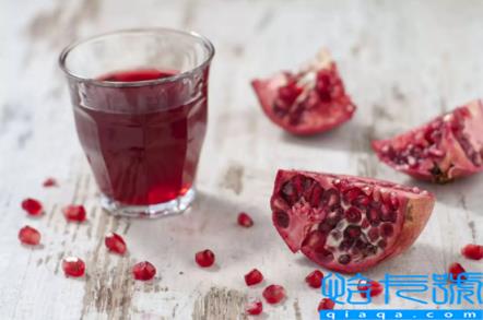 石榴配什么水果榨果汁好喝(石榴和哪些水果可以一起榨汁)