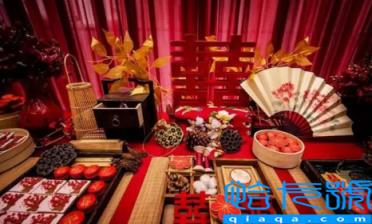 女儿结婚妈妈穿什么衣服合适(女儿结婚妈妈穿什么衣服合适)