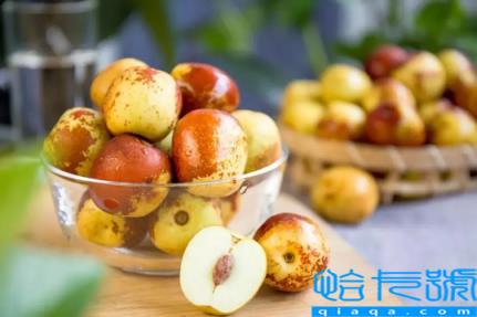 冬枣买回来是青的然后放放会红吗(青的冬枣放几天会变红吗)