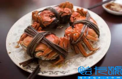 吃煮熟的螃蟹扎破手指要紧吗(手被煮熟的螃蟹扎了一下有事吗)