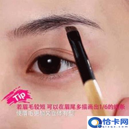 怎么化淡妆(化淡妆的标准步骤)