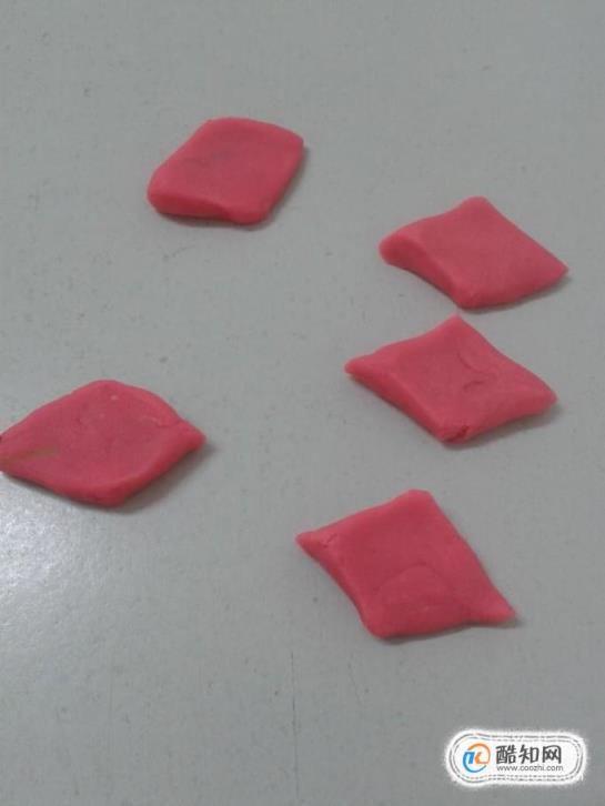 教你如何制作漂亮的立体花朵(图解(手工花朵制作方法))