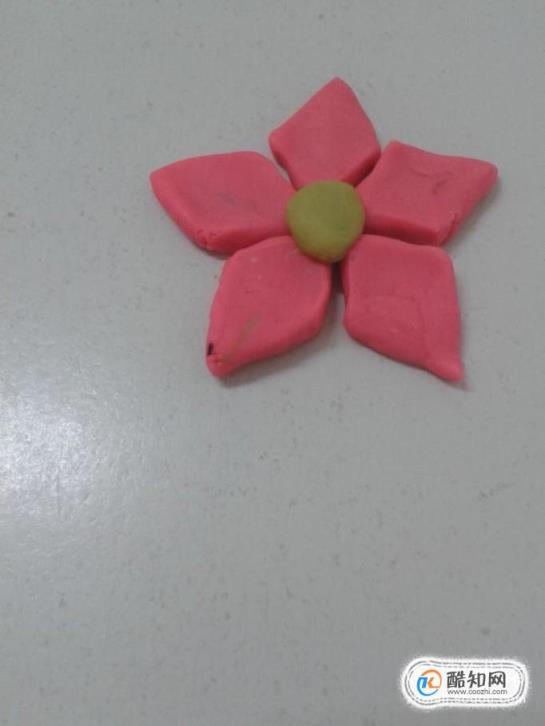 教你如何制作漂亮的立体花朵(图解(手工花朵制作方法))