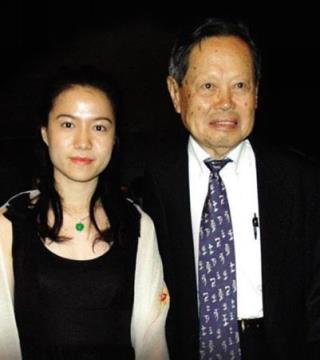 翁帆含泪道出实情(43岁翁帆哭着说出了什么故事)