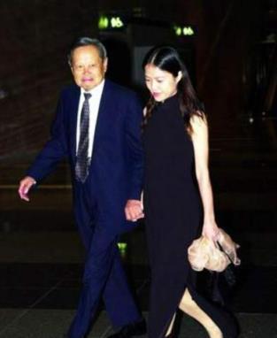 翁帆含泪道出实情(43岁翁帆哭着说出了什么故事)