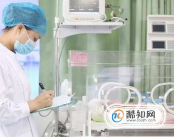 新生儿总是睡觉不吃奶怎么办(新生儿光睡觉不吃奶怎么办)