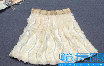 胖人穿A字裙还是百褶裙(胖女生适合A字裙吗)