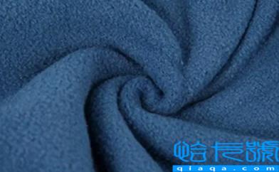 摇粒绒是不是容易粘灰尘(黑色摇粒绒外套容易沾灰怎么办)