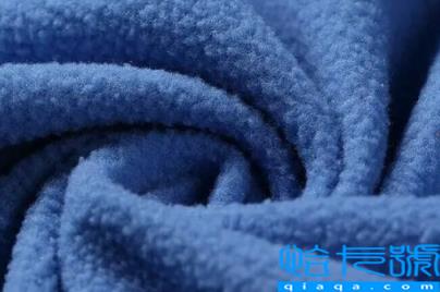 摇粒绒适合什么年龄段穿的(买摇粒绒的衣服注意什么)