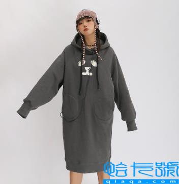 长款连帽卫衣穿着显胖吗(为什么穿卫衣显得臃肿)