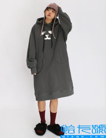 长款连帽卫衣穿着显胖吗(为什么穿卫衣显得臃肿)