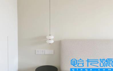 乳胶漆防水防潮吗(乳胶漆可以刷金属吗)