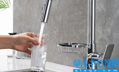 厨房有必要装抽拉式水龙头吗(厨房装抽拉式水龙头还是即热水龙头)