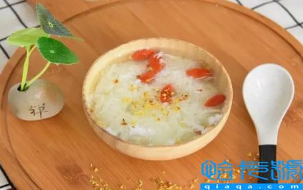 米酒在发酵过程中为什么会发酸(米酒发酵有点酸酸的是什么原因)