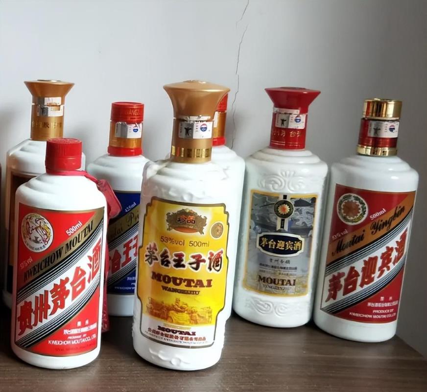 2011年茅台迎宾酒53度多少钱一瓶（茅台迎宾酒多少钱一瓶）