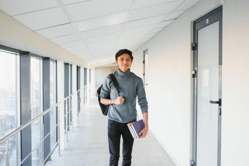 毕业大学生就业难的原因有哪些（大学生就业难七大原因）