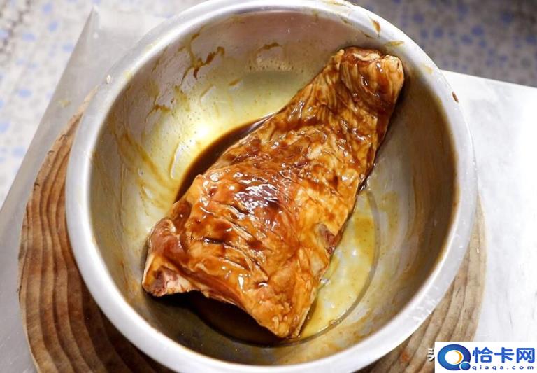 如何在家烤羊排(烤羊排的详细步骤)