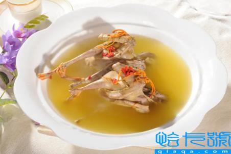 炖鸽子汤要焯水吗(鸽子汤要先用热水过一下吗)