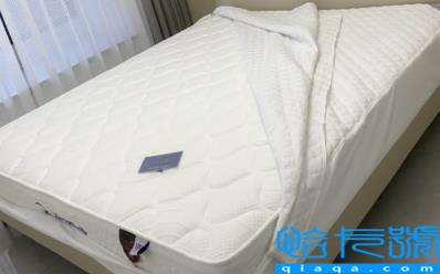 床垫气味太重晾了一个星期可以睡了吗(床垫气味太重被子都有味道了怎么办)