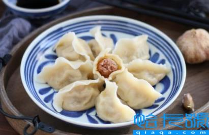 严重冻成一坨的饺子怎么吃(饺子冻成一坨了怎么办)