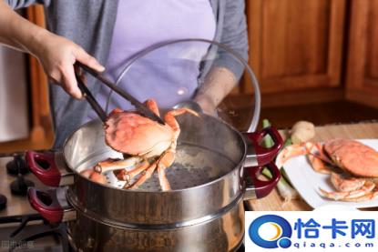 螃蟹怎么蒸(蒸螃蟹的关键步骤)