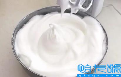 蛋清打出来的奶油和淡奶油一样吗(蛋清打出来的奶油和淡奶油区别)