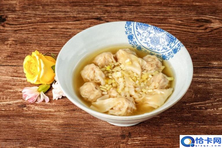云吞面的汤底怎么做(云吞面的做法教程)