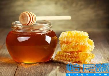 蜂蜜冬天结晶后到夏天能化吗(蜂蜜冬天结晶了夏天会恢复吗)