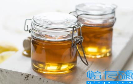 蜂蜜冬天不结晶是假的吗(蜂蜜冬天不结晶正常吗)