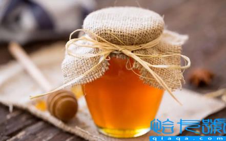蜂蜜冬天不结晶是假的吗(蜂蜜冬天不结晶正常吗)