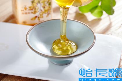蜂蜜颜色深的好还是浅的好(蜂蜜为什么颜色有深有浅)