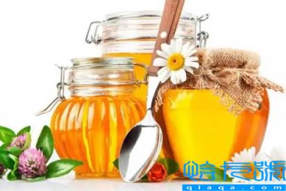 蜂蜜颜色深的好还是浅的好(蜂蜜为什么颜色有深有浅)
