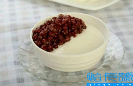 为什么双皮奶蒸出来像豆腐花(双皮奶蒸完变豆腐渣怎么回事)