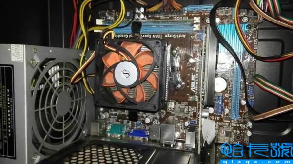 电脑开机显示器不亮怎么回事(教你开机显示器不亮的解决办法)