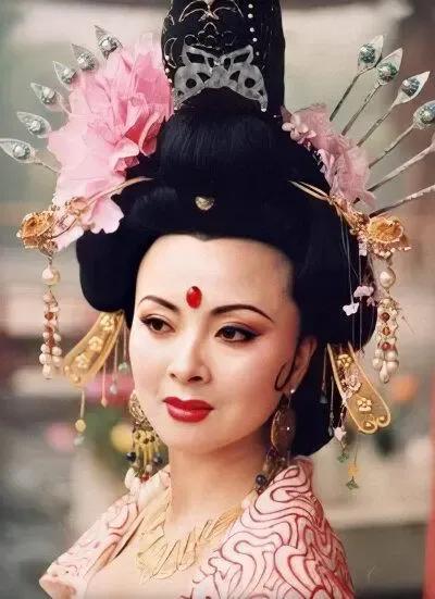 演过杨贵妃的女星(5位饰演杨贵妃的女星)