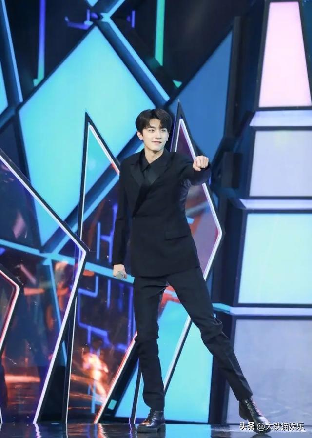 张大大多高真实身高多少(身高超185的10位男星)
