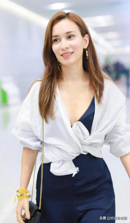 卢靖姗的个人资料简介(混血女星卢靖姗近照曝光)