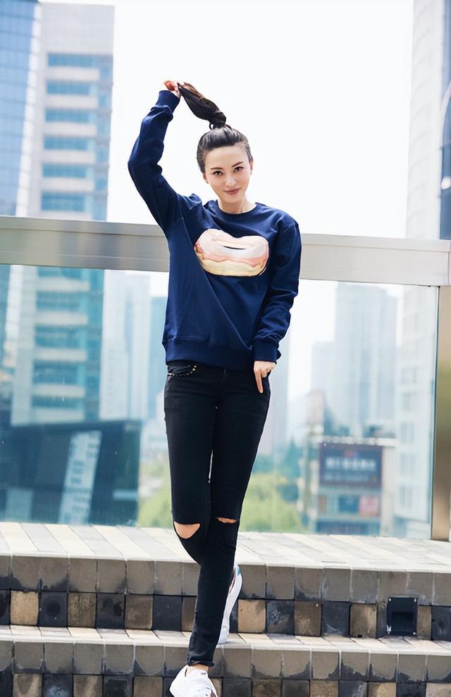 薛之谦图片高清(前女友爆料让他人设坍塌)