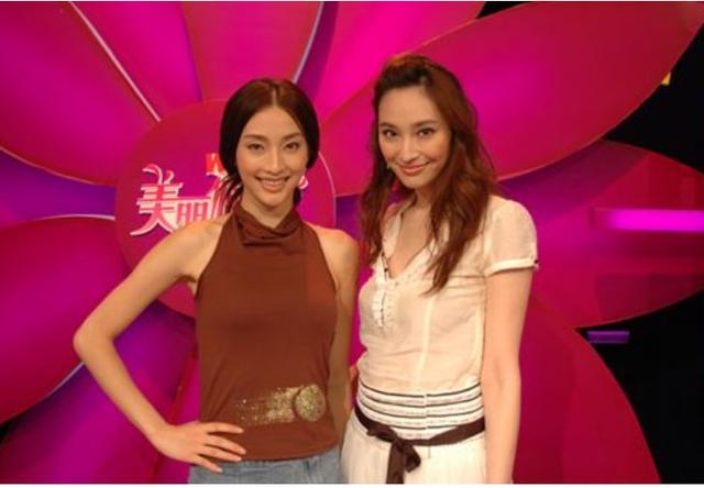 张俪个人简历图片(36岁仍未婚成名路上有眼泪)