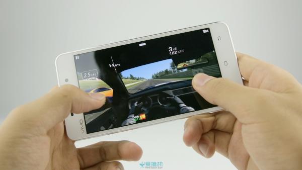 vivo x5手机怎么样(主打K歌功能的vivox5评测)