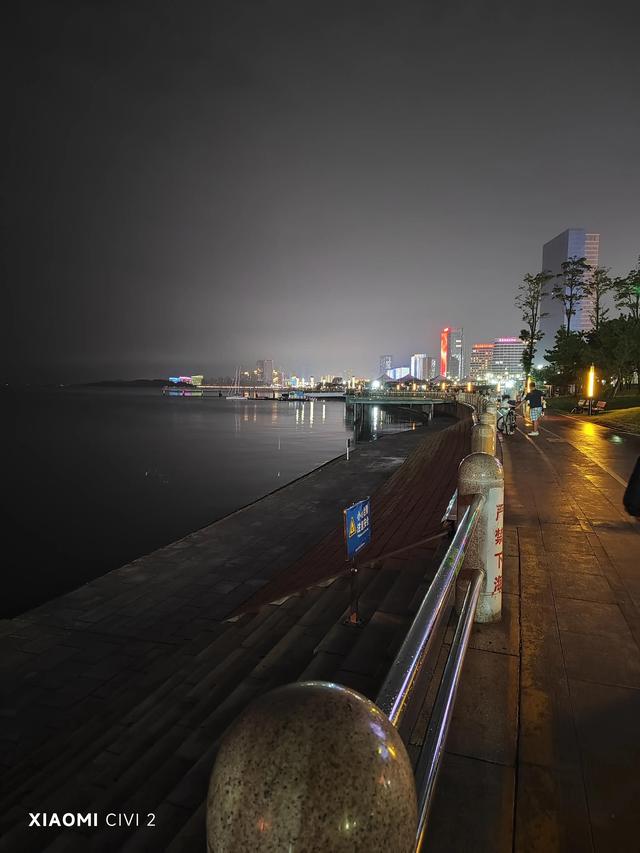 小米civi2怎么样(小米civi2值得入手吗)
