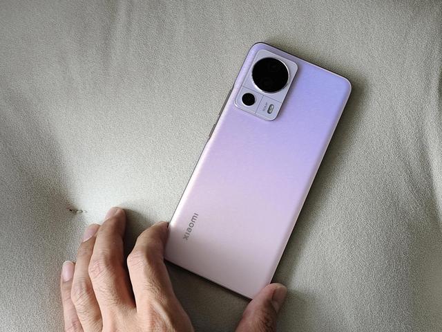 小米civi2怎么样(小米civi2值得入手吗)